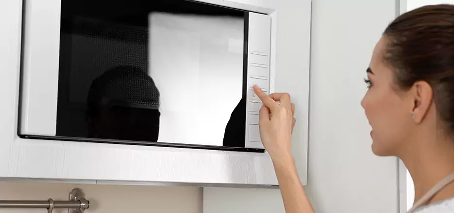 Microwave Keypad and Fan Repair in Stratford