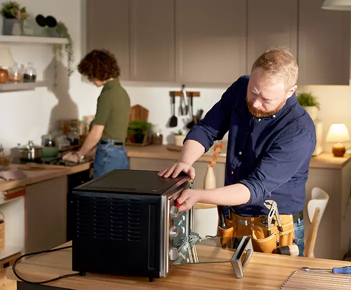 Top-Rated Oven Specialists: Your Certified Oven Repair Technician Crew in Stratford, CT
