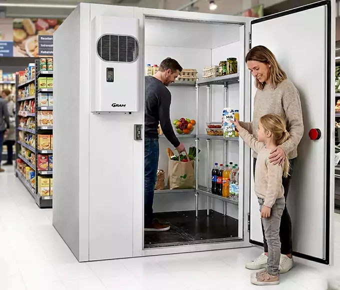Why Stratford Business Owners and Choose Stratford Appliance Pro for Walk-In Refrigerator Repair?